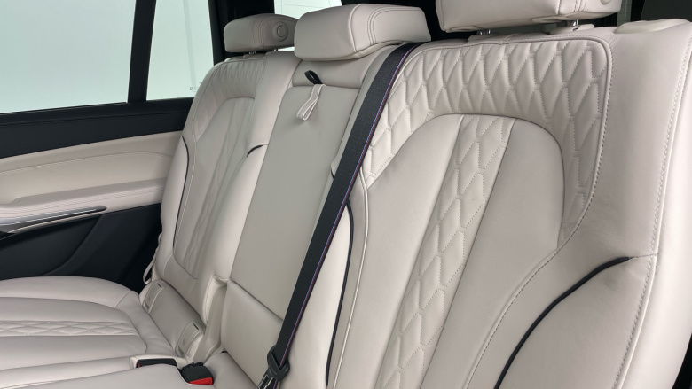 BMW X7 xDrive40d MHT M Sport 5dr Step Auto Diesel Estate